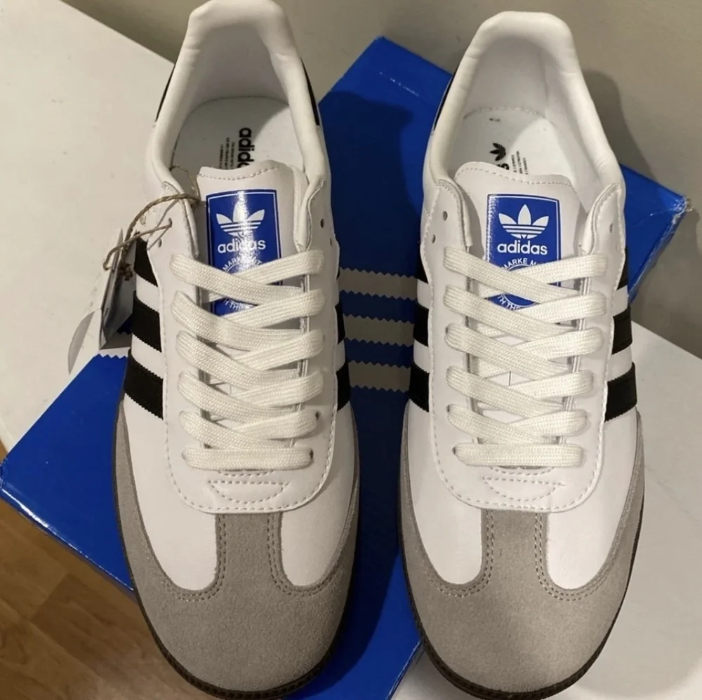 adidas Samba White and Black Athletic Shoes - Picture 3 of 4
